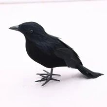 Pták s peřím černý cca 10cm  (10-H)